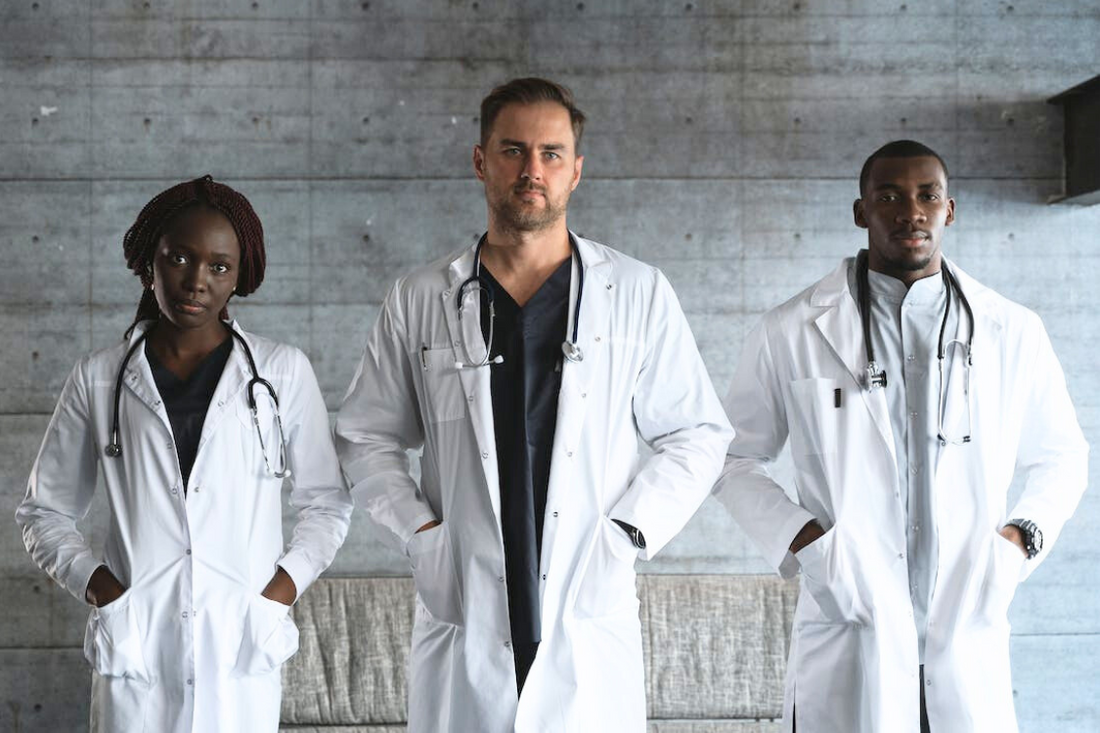 Healthcare Heroes: Anatomical ID Badge Reels and the Unspoken Stories They Tell